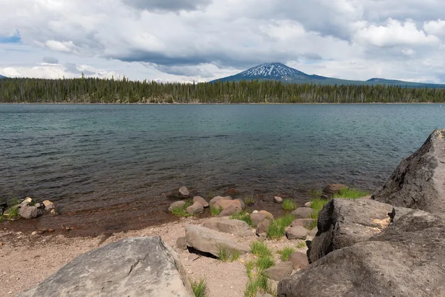 Cascade Lakes Highway
