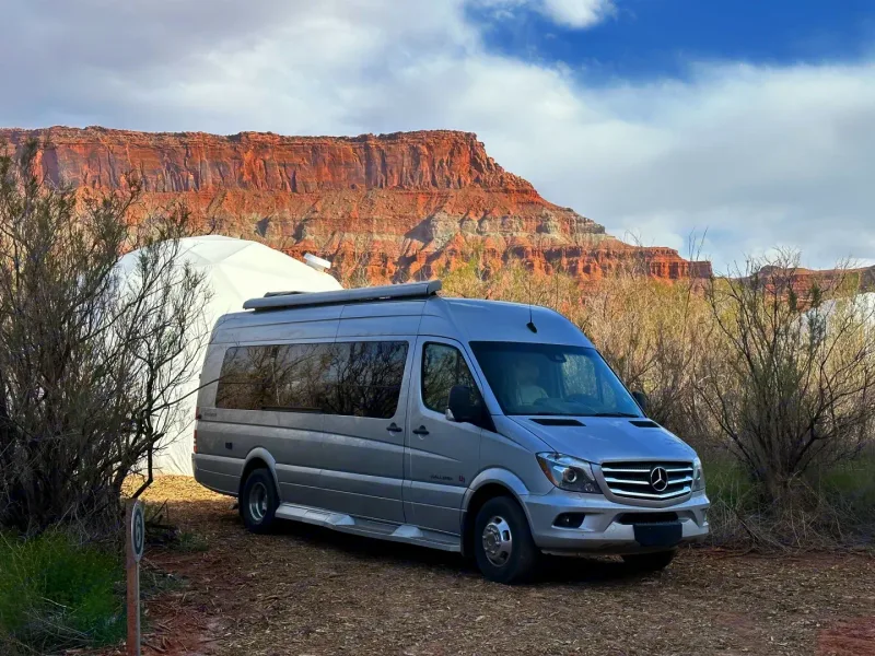 Coachmen Galleria camper van rental