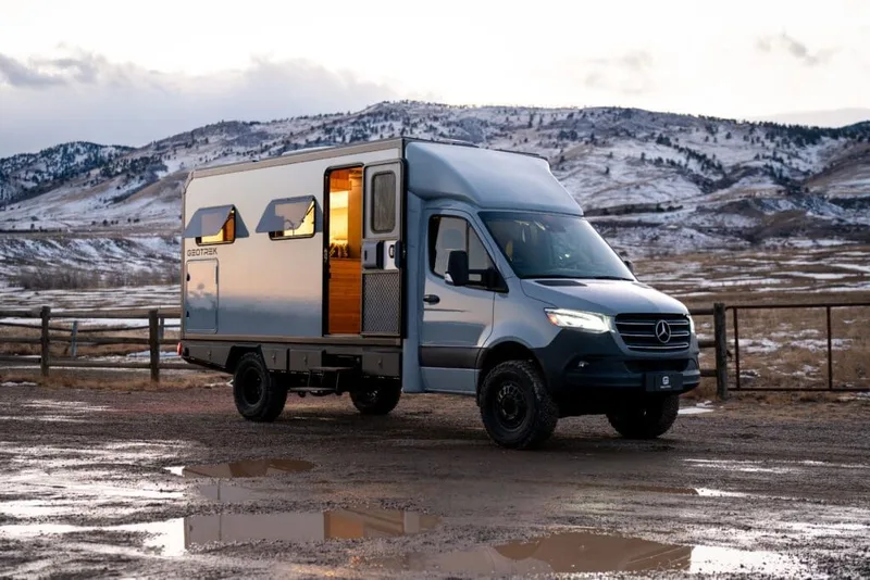GeoTrek Verus camper van rental