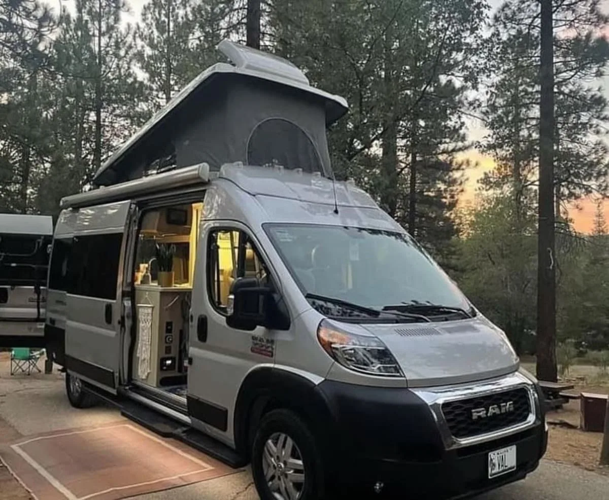 Camper van rental in Ball Ground, Georgia