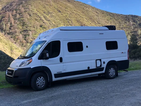 Camper van rentals in Simi Valley