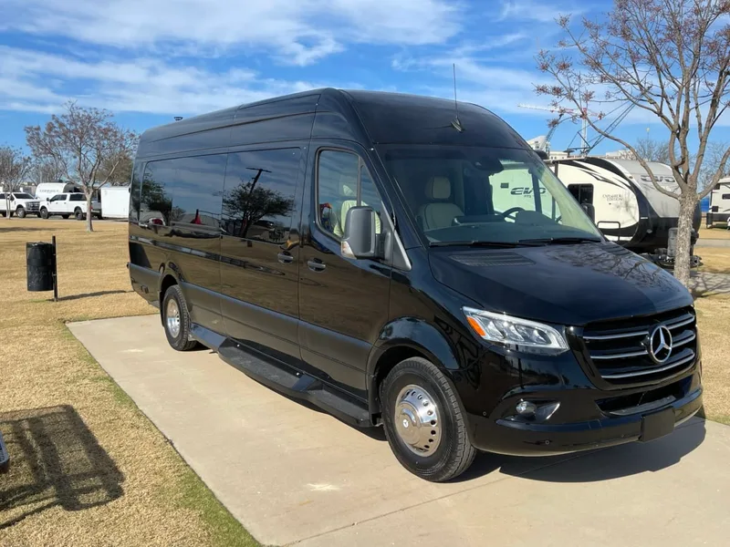 Camper van rental in Fort Worth, Texas